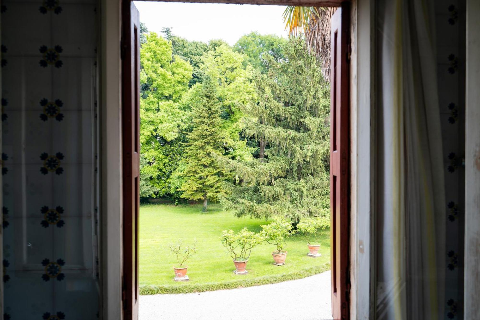 Villa Di Campagna Immersa Nella Natura Zero Branco Экстерьер фото